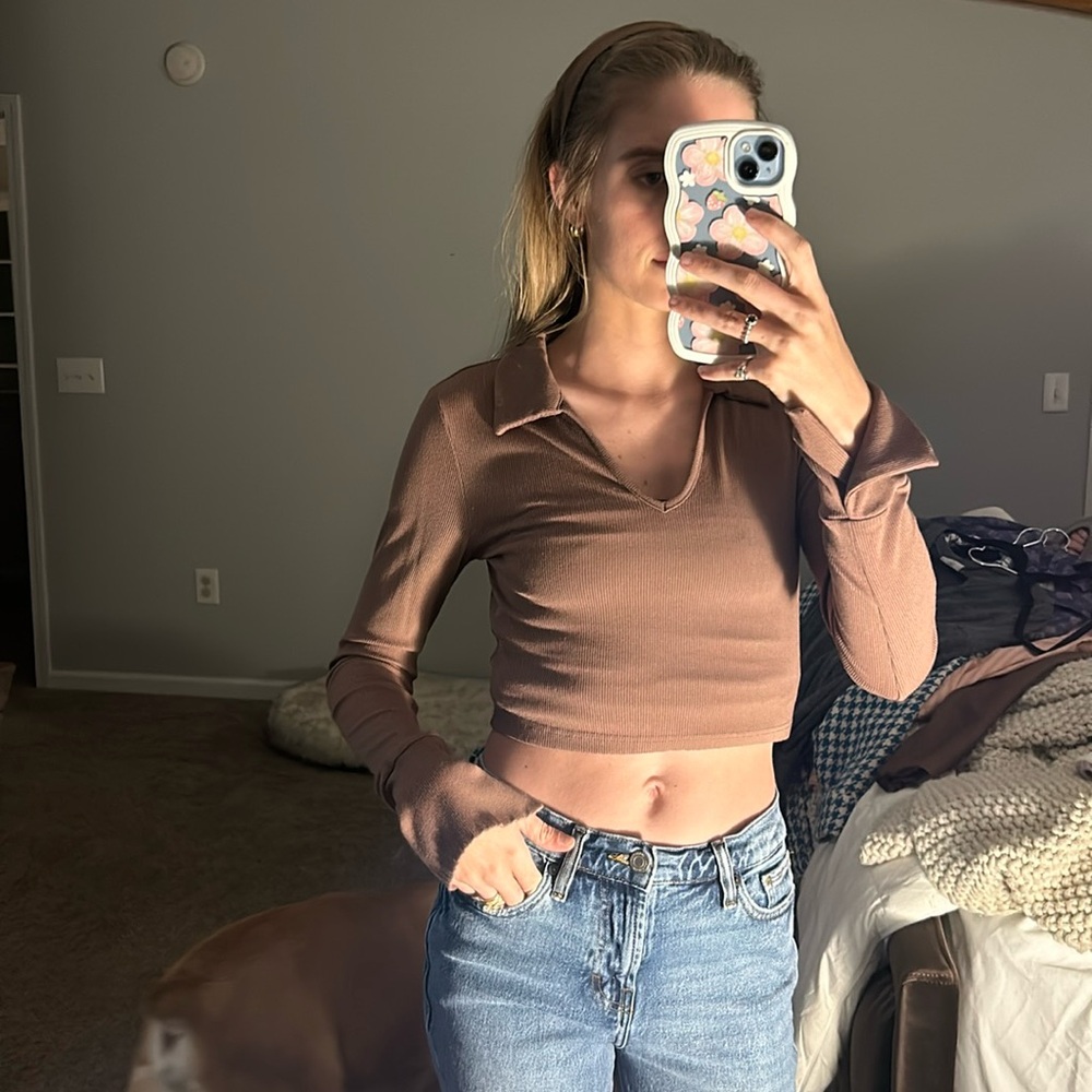 Style Rack Ribbed Crop Top with Collar